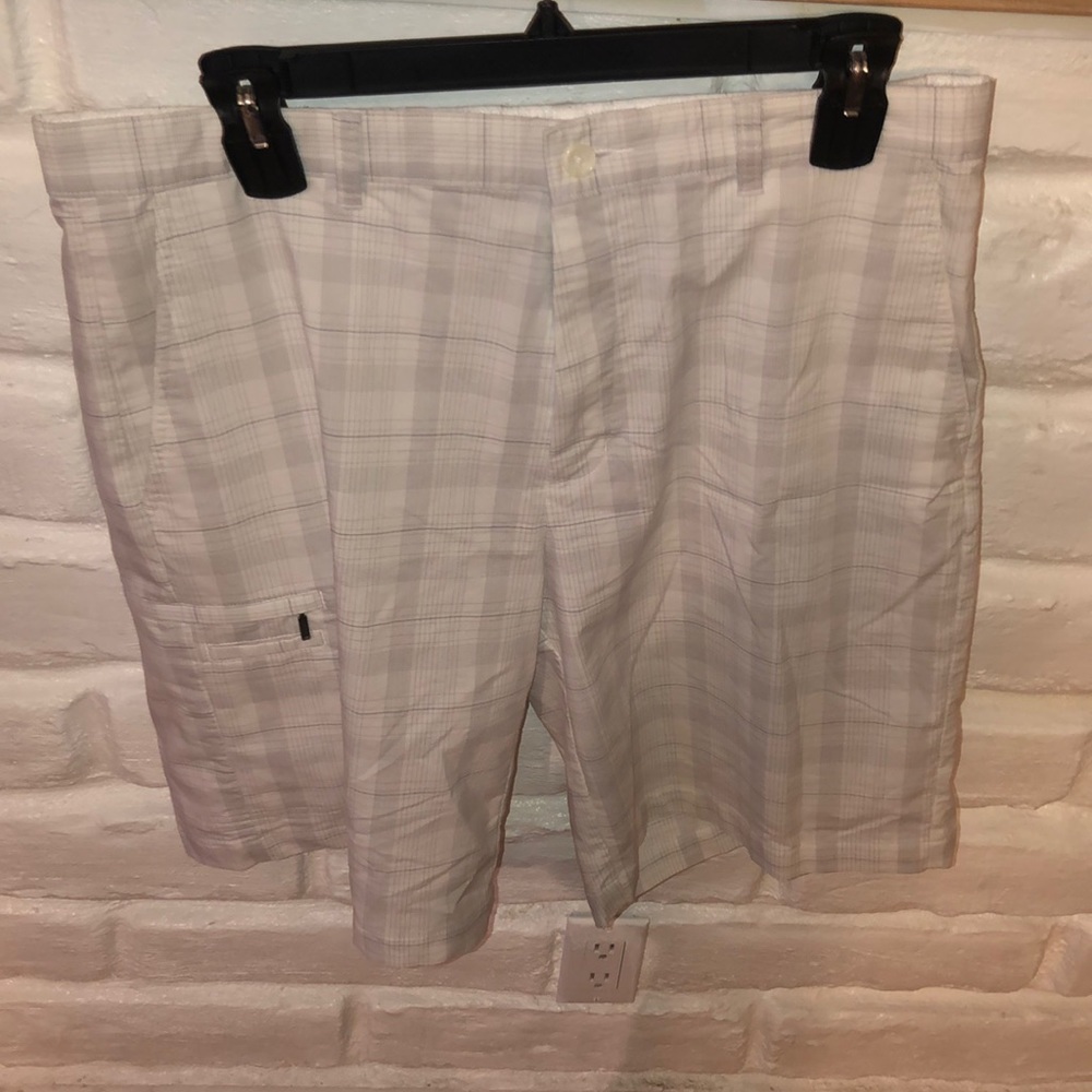 Men’s golf pants